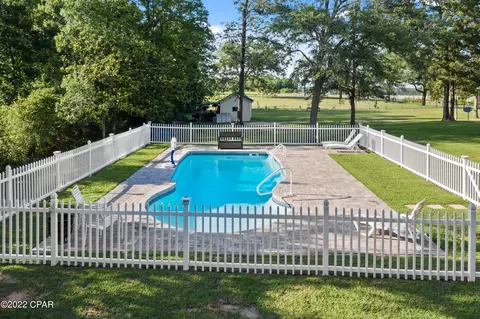 1902 Limestone Ln, Chipley, FL 32428 photo 3