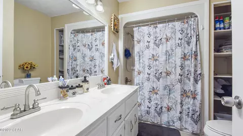 3237 Lakeshore Dr, Chipley, FL 32428 photo 16