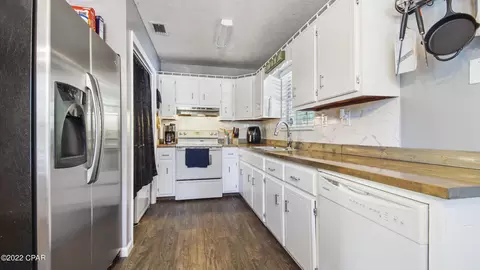 3237 Lakeshore Dr, Chipley, FL 32428 photo 10