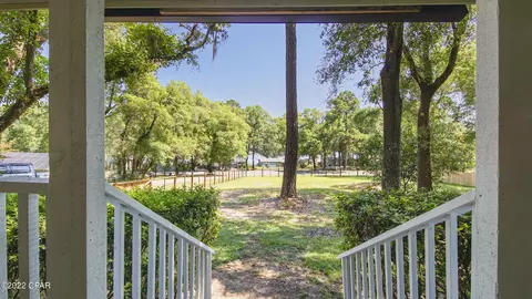 3237 Lakeshore Dr, Chipley, FL 32428 photo 4