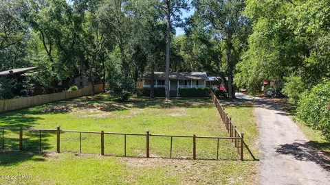 3237 Lakeshore Dr, Chipley, FL 32428 photo 3
