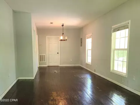 5419 9th St, Malone, FL 32445 photo 10