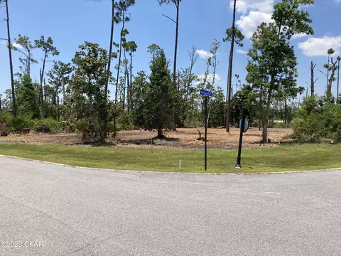 925 Tidewater Ln, Panama City, FL 32404