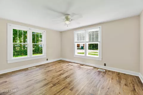 658 2nd St, Chipley, FL 32428 photo 11