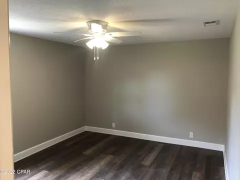 5253 10th St, Malone, FL 32445 photo 8