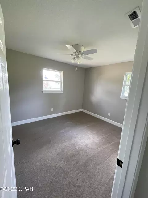 5253 10th St, Malone, FL 32445 photo 13