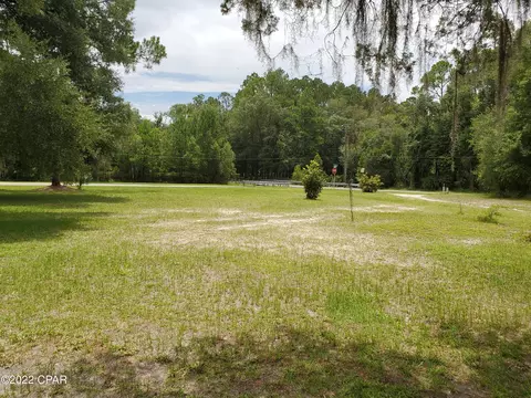 804 W Julia St, Perry, FL 32347 photo 9