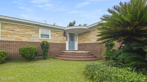 17757 Charley Johns St, Blountstown, FL 32424