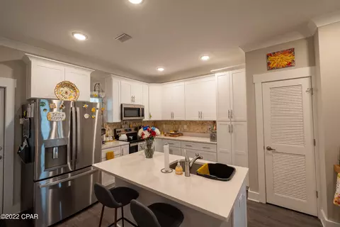 408 Date Palm Ln, Freeport, FL 32439 photo 5