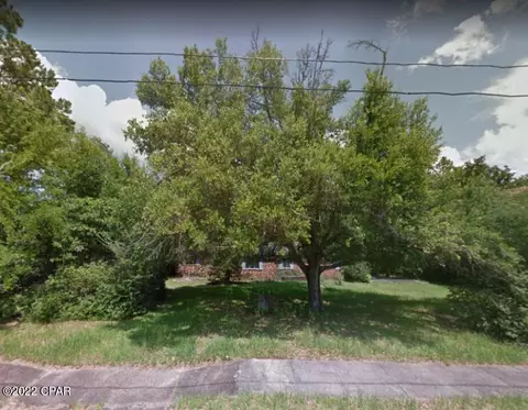 745 3rd St, Chipley, FL 32428 photo 5