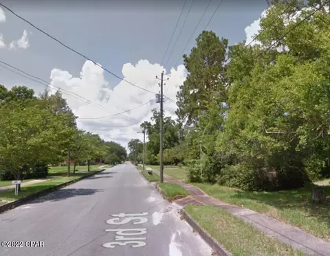 745 3rd St, Chipley, FL 32428 photo 8