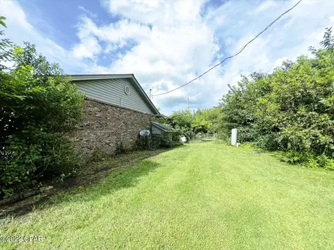 21691 N State Road 71, Altha, FL 32421 photo 6