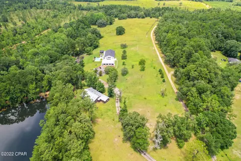 3398 Corgi Ln, Chipley, FL 32428 photo 2