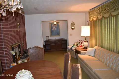 808 2nd St, Chipley, FL 32428 photo 15