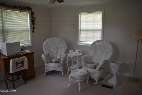 808 2nd St, Chipley, FL 32428 photo 10