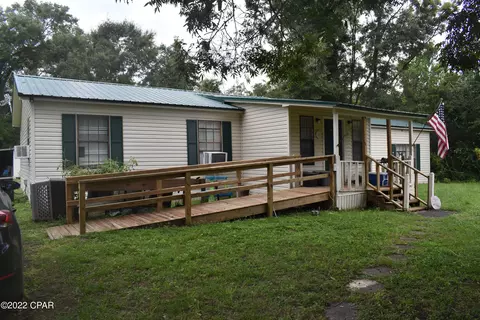 838 Maple St, Chipley, FL 32428 photo 1