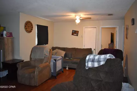 838 Maple St, Chipley, FL 32428 photo 6