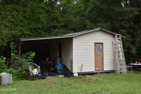838 Maple St, Chipley, FL 32428 photo 3