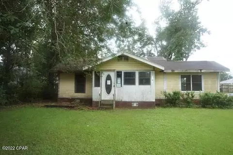 1237 Court Ave, Chipley, FL 32428 photo 1