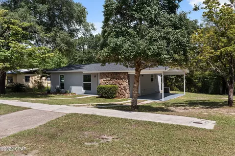 3943 Kinlock Dr, Chipley, FL 32428 photo 1