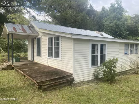 635 Amos St, Crestview, FL 32539 photo 2