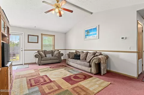 910 E Pine Forest Dr, Lynn Haven, FL 32444 photo 6