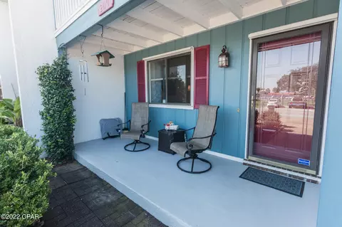 209 E 3rd St, Lynn Haven, FL 32444 photo 2