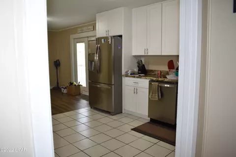 737 Gilbert Dr, Chipley, FL 32428 photo 5