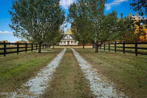 83 Cope Rd, Chipley, FL 32428 photo 2