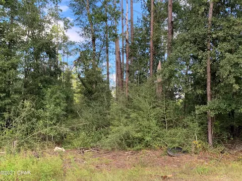 000 Pinecrest Rd, Fountain, FL 32438
