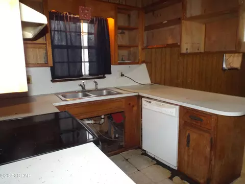 501 2nd St, Chipley, FL 32428 photo 22