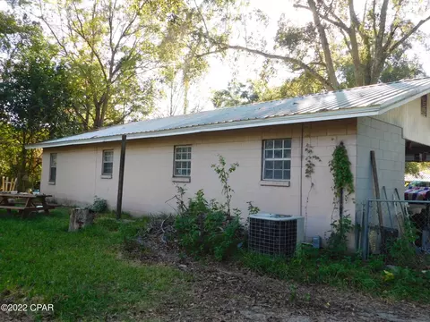 501 2nd St, Chipley, FL 32428 photo 7