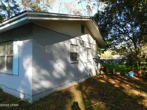 501 2nd St, Chipley, FL 32428 photo 3