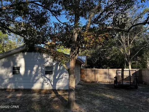 536 5th St, Chipley, FL 32428 photo 37