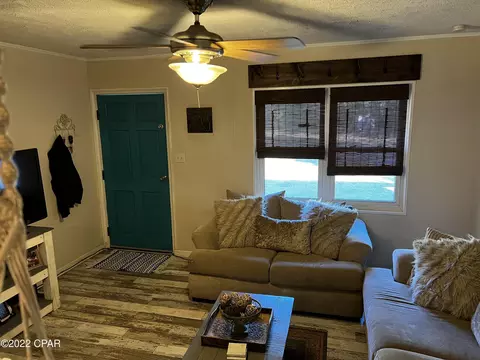 536 5th St, Chipley, FL 32428 photo 6