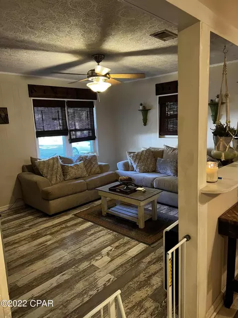 536 5th St, Chipley, FL 32428 photo 5