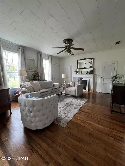 736 5th St, Chipley, FL 32428 photo 15