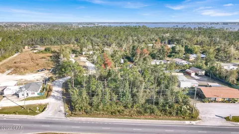6735 Sunburst Ln, Southport, FL 32409