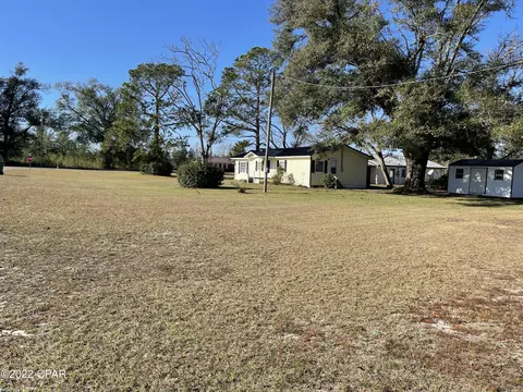 5162 4th Ave, Malone, FL 32445 photo 5