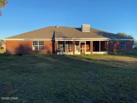 547 Blue Heron Dr, Panama City, FL 32404