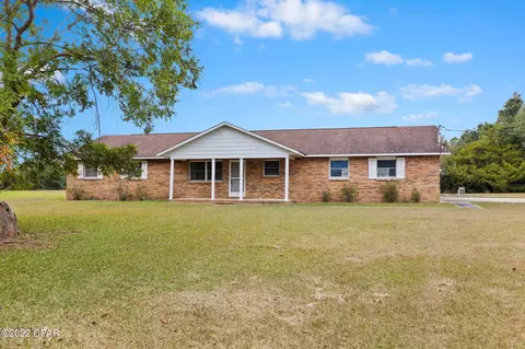 1714 Lyons Ln, Chipley, FL 32428 photo 1