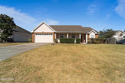 3874 Bricknell Ave, Chipley, FL 32428
