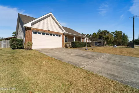 3874 Bricknell Ave, Chipley, FL 32428 photo 3