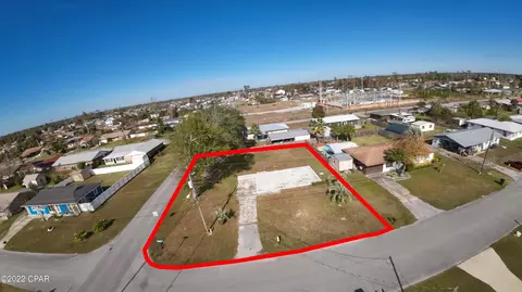 6503 Olokee St, Panama City, FL 32404