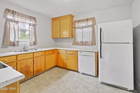 1246 Johnson Ave, Chipley, FL 32428 photo 6