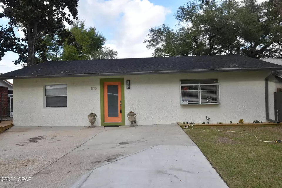  515 E 5th Ct, Panama City, FL 32401 photo 1