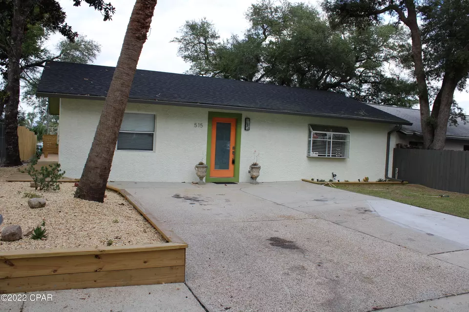  515 E 5th Ct, Panama City, FL 32401 photo 2