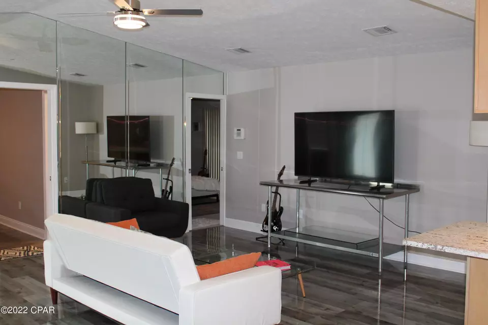  515 E 5th Ct, Panama City, FL 32401 photo 8