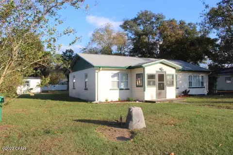5488 9th St, Malone, FL 32445 photo 2