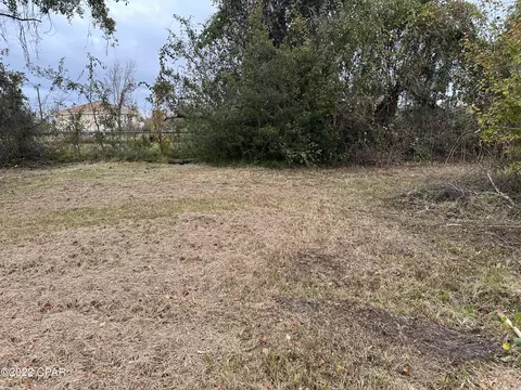 1809 Michigan Ave, Lynn Haven, FL 32444